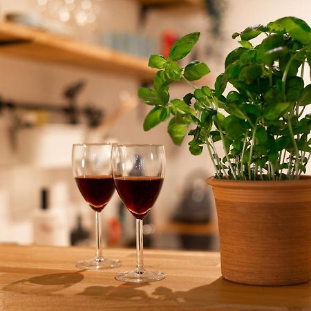 Kassberg Apartment Im Retro-Stil / Netflix & Wifi Chemnitz Ngoại thất bức ảnh