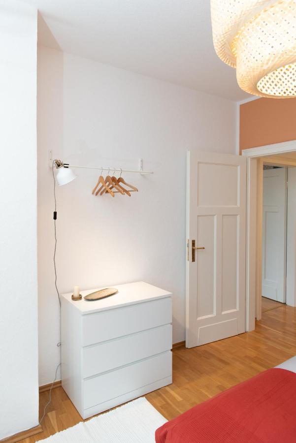 Kassberg Apartment Im Retro-Stil / Netflix & Wifi Chemnitz Ngoại thất bức ảnh