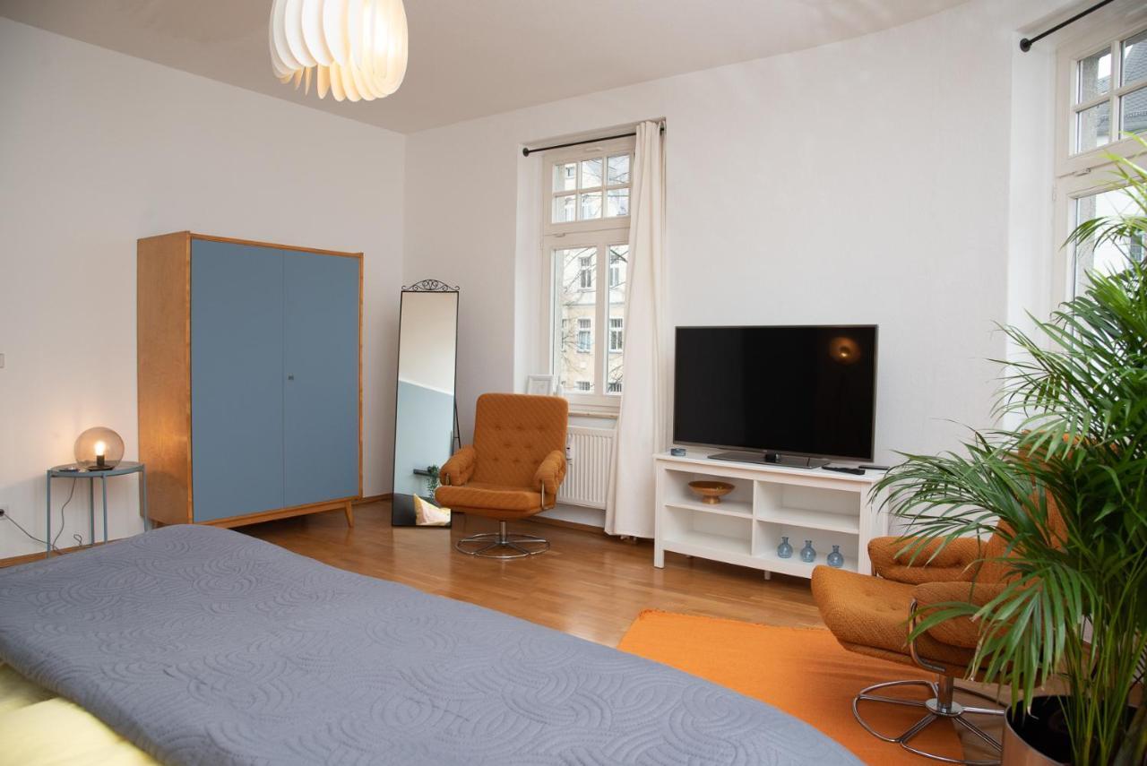 Kassberg Apartment Im Retro-Stil / Netflix & Wifi Chemnitz Ngoại thất bức ảnh